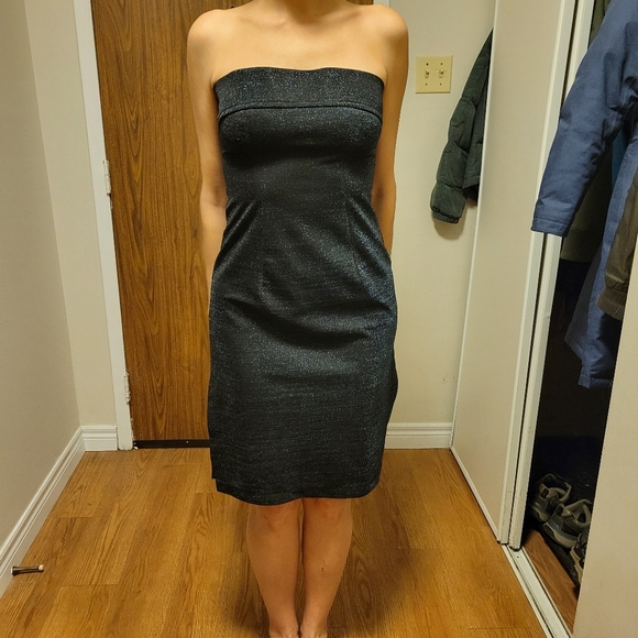 Black Sparkly Mini Bodycon Dress Stripless - Picture 4 of 6